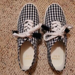 Crown & Ivy Women's Gingham Lace-Up Sneakers